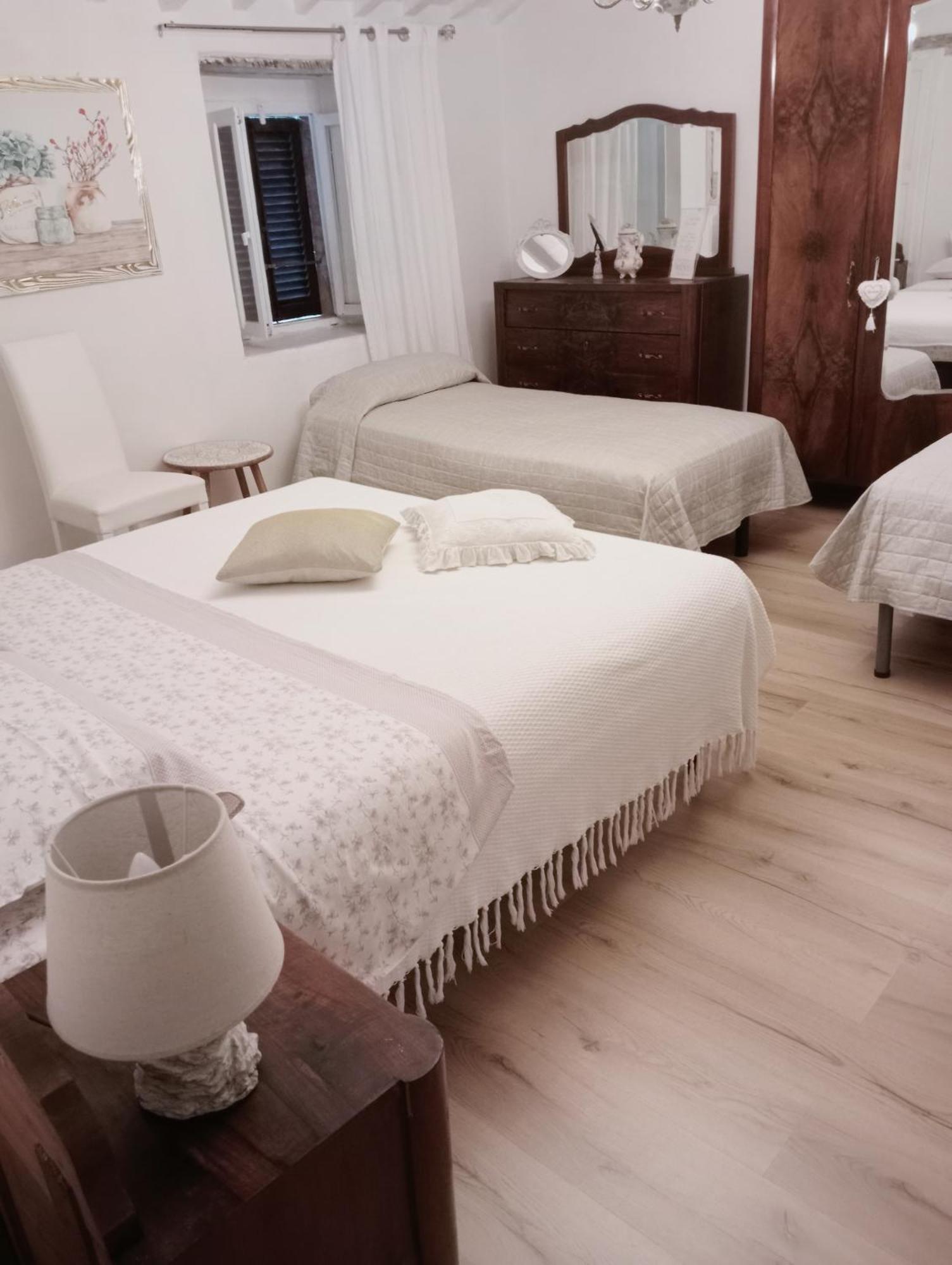 Il Giardino Dei Sogni Bed & Breakfast Montefortino Luaran gambar